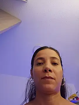 miaeyex online show from June 23, 2026, 11:41 am