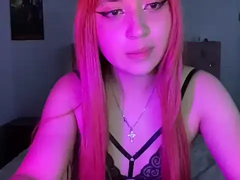 sakuraluna  online show from March 17, 2026, 12:04 am