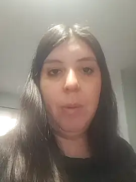 Snapshot of melucita chatting on April 9, 2026, 9:31 pm melucita online show from April 9, 2026, 9:31 pm