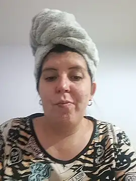 Snapshot of melucita chatting on April 16, 2026, 1:50 am melucita online show from April 16, 2026, 1:50 am