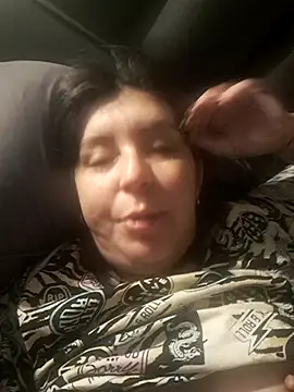 Snapshot of melucita chatting on April 25, 2026, 12:41 pm melucita online show from April 25, 2026, 12:41 pm