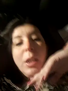 Snapshot of melucita chatting on May 23, 2026, 12:20 pm melucita online show from May 23, 2026, 12:20 pm