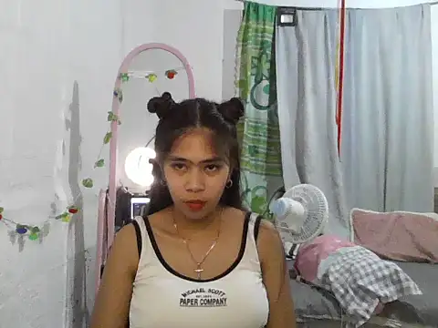 sexy cheng21 online show from March 26, 2026, 1:38 pm