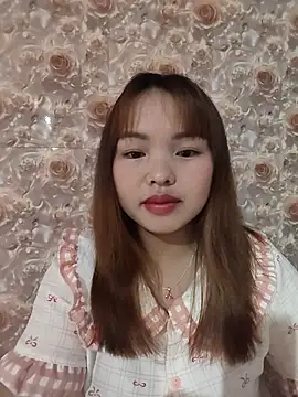 Mina xYx online show from June 11, 2026, 4:43 am
