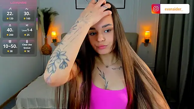 EvaRaider online show from April 25, 2026, 1:25 pm