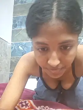 Pari lovers online show from July 18, 2026, 4:44 pm
