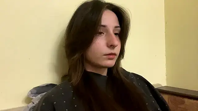 sakuraabloom7 online show from April 8, 2026, 4:51 pm