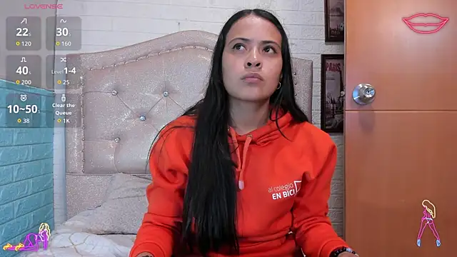 LITTLE-NESSA online show from April 15, 2026, 1:29 pm