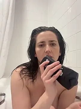 Siren  xxx online show from March 27, 2026, 8:09 am