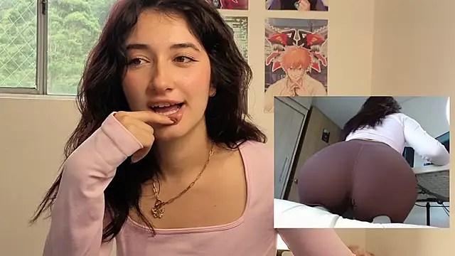 Snapshot of AleblancXOXO chatting on March 29, 2026, 8:09 pm AleblancXOXO online show from March 29, 2026, 8:09 pm