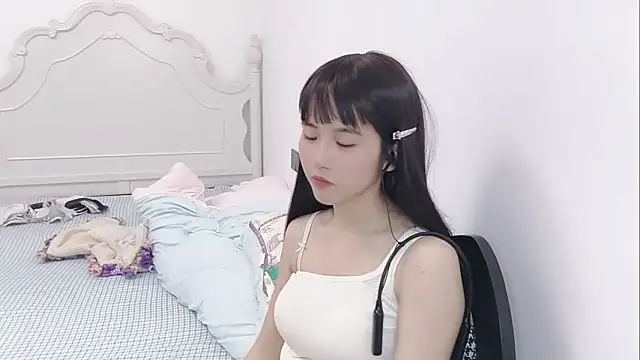 Snapshot of MIAOMIAO-666 chatting on April 19, 2026, 11:42 am MIAOMIAO-666 online show from April 19, 2026, 11:42 am