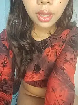 Snapshot of Candyy_crushh chatting on June 12, 2026, 7:02 pm Candyy crushh online show from June 12, 2026, 7:02 pm
