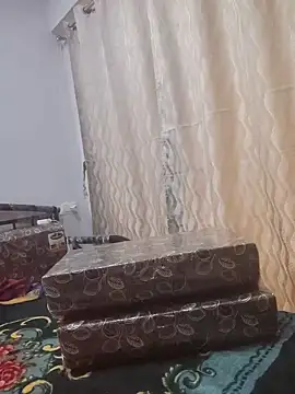 Candyy crushh online show from August 1, 2026, 12:59 pm