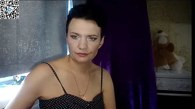 HotMamaQueen234 online show from June 30, 2026, 11:22 am