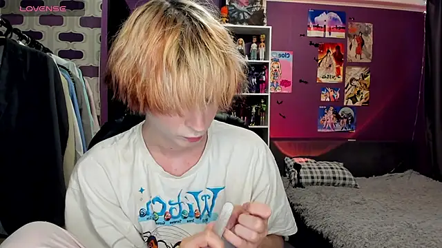sweet peach    online show from June 30, 2026, 7:04 pm