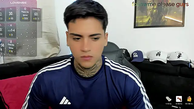 sweetlatinoboy online show from April 7, 2026, 9:15 pm