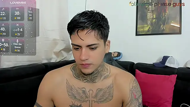 sweetlatinoboy online show from May 1, 2026, 11:59 am