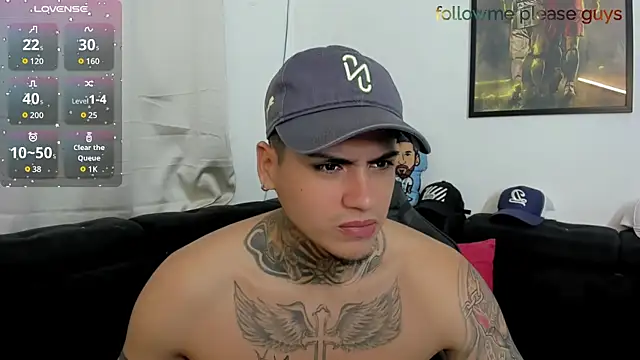 Snapshot of sweetlatinoboy chatting on May 13, 2026, 10:56 am sweetlatinoboy online show from May 13, 2026, 10:56 am