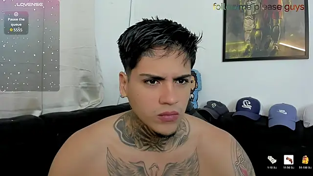 Snapshot of sweetlatinoboy chatting on May 27, 2026, 11:51 am sweetlatinoboy online show from May 27, 2026, 11:51 am