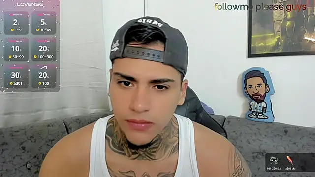 Snapshot of sweetlatinoboy chatting on June 26, 2026, 9:14 am sweetlatinoboy online show from June 26, 2026, 9:14 am
