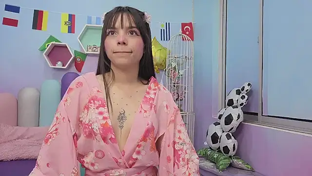 Isaa Skinny online show from July 23, 2026, 3:48 am