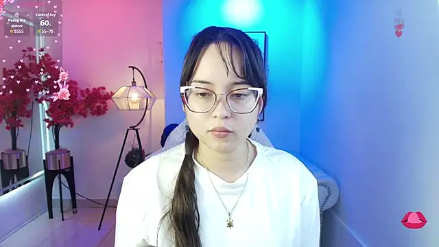 Shady bug online show from April 10, 2026, 7:51 pm