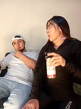 Snapshot of Wild-lovers18 chatting on April 8, 2026, 4:01 am Wild-lovers18 online show from April 8, 2026, 4:01 am