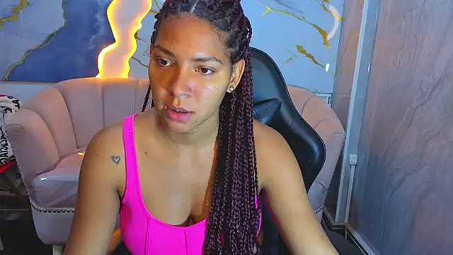 Scarletth b online show from April 28, 2026, 3:22 am