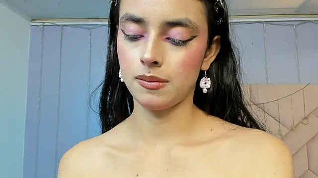 Snapshot of Eimy_Blaze chatting on August 4, 2026, 7:16 pm Eimy Blaze online show from August 4, 2026, 7:16 pm