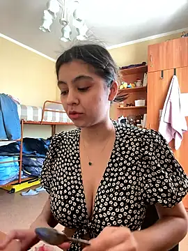 Snapshot of VeroissNojisex chatting on March 22, 2026, 10:07 am VeroissNojisex online show from March 22, 2026, 10:07 am