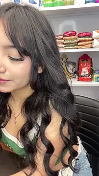 Snapshot of MayyBonita chatting on June 2, 2026, 5:37 pm MayyBonita online show from June 2, 2026, 5:37 pm