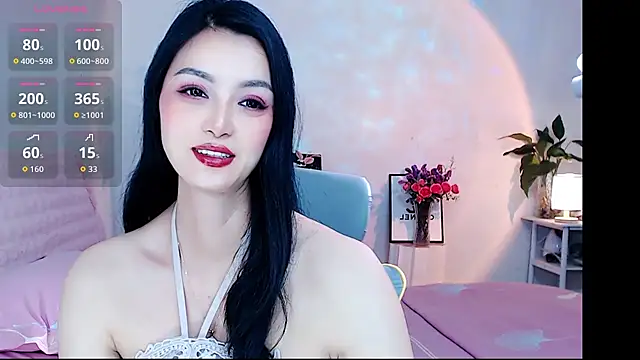 Evelyn-007 online show from April 21, 2026, 11:05 am