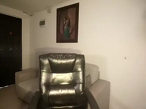 Rose Baccara online show from April 18, 2026, 8:20 pm