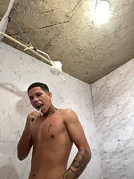 Snapshot of sgxtremm chatting on March 25, 2026, 2:12 pm sgxtremm online show from March 25, 2026, 2:12 pm