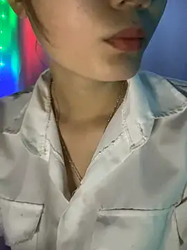 -Eidieea- online show from April 19, 2026, 10:34 pm
