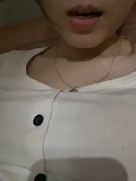-Eidieea- online show from April 22, 2026, 2:14 am