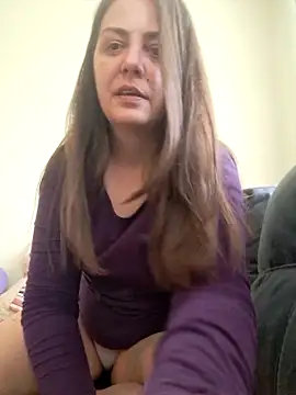 Arya Malone online show from April 27, 2026, 8:23 am
