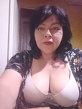 DancingMOMMY online show from June 8, 2026, 4:18 pm