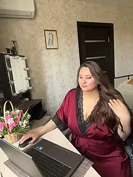 AgathaMyers online show from April 5, 2026, 9:39 am