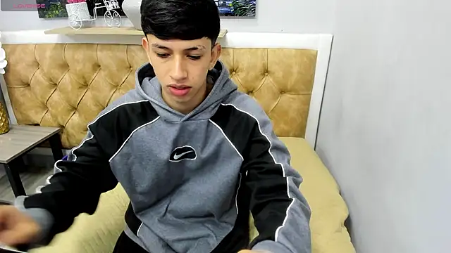 AdrianFranko online show from July 23, 2026, 12:36 pm