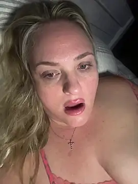 1SexyQueen online show from April 24, 2026, 7:55 am