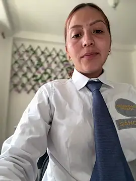 Snapshot of Queen_Scatlett chatting on August 4, 2026, 3:03 pm Queen Scatlett online show from August 4, 2026, 3:03 pm