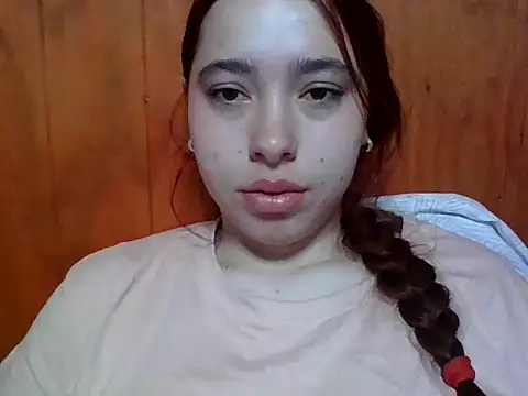 Annisof000 online show from March 23, 2026, 10:08 am