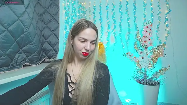 Alexandracandy online show from April 5, 2026, 12:46 pm