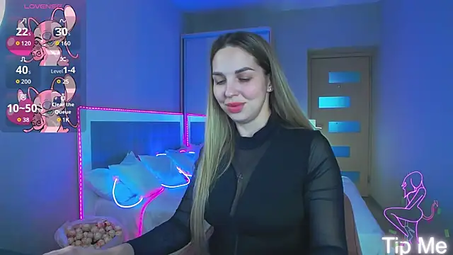 Alexandracandy online show from June 1, 2026, 3:03 pm