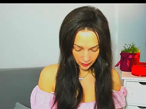 Snapshot of OliviaGorgeous chatting on March 20, 2026, 11:15 am OliviaGorgeous online show from March 20, 2026, 11:15 am