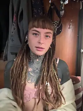 HornyHippy1 online show from May 8, 2026, 2:00 pm