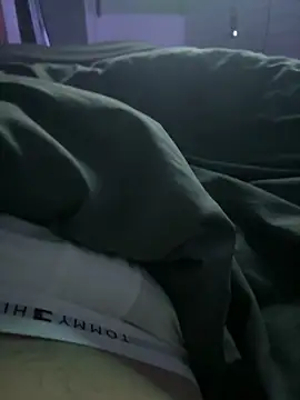 zoladj online show from April 9, 2026, 10:48 pm