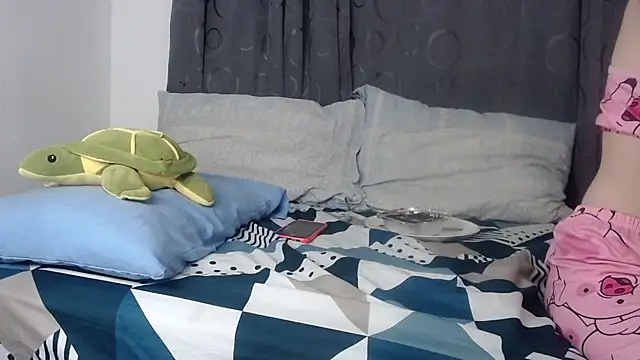Fantasy-Dreams online show from June 10, 2026, 11:24 pm