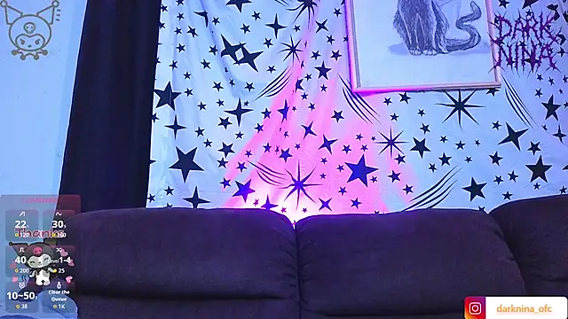 dark nina   online show from April 30, 2026, 3:02 am